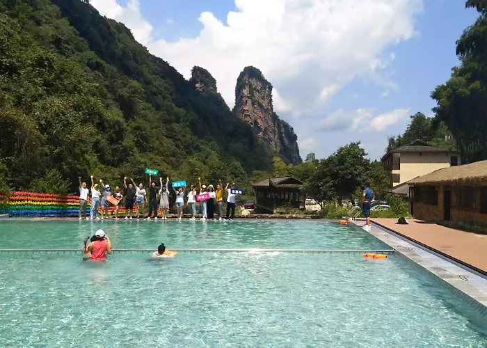 Baofeng Xianju, Wulingyuan District, Zhangjiajie City