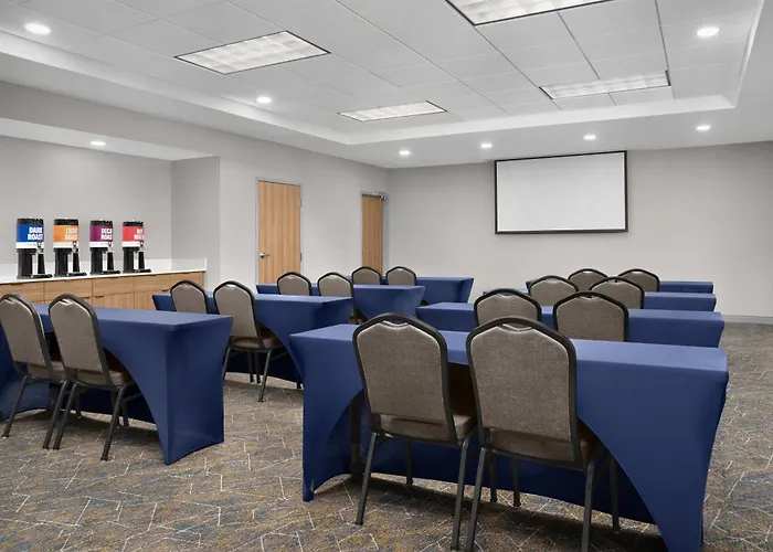 Hampton Inn & Suites Lake City
