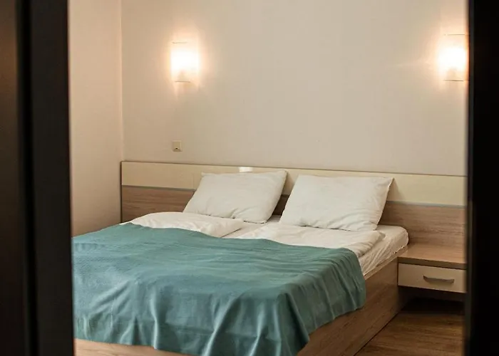 Hotel Merkuriy