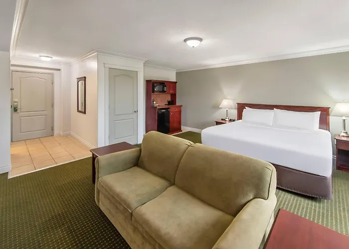 Quality Inn & Suites Whitecourt