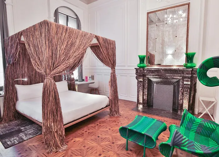 Hotel C2 Marseilles