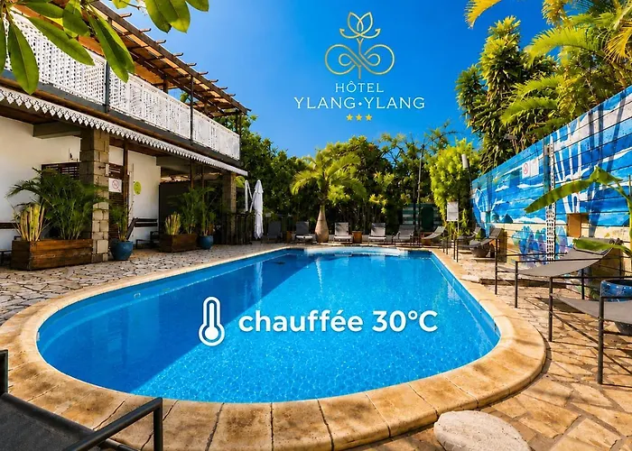 Hotel Ylang-Ylang - A Partir De 16 Ans