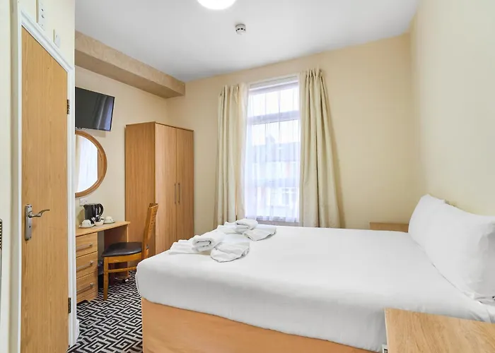 Woodlands Lodge Ilford