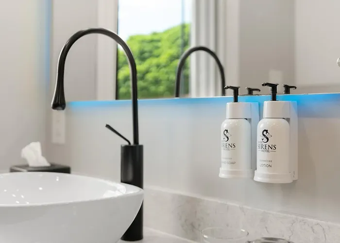 River Sirens Hotel-Contactless Check In Hotel