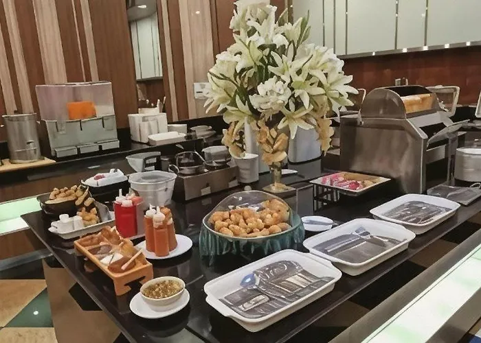 Sri U-Thong Grand Hotel