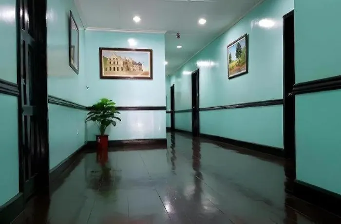 Vest Grand Suites