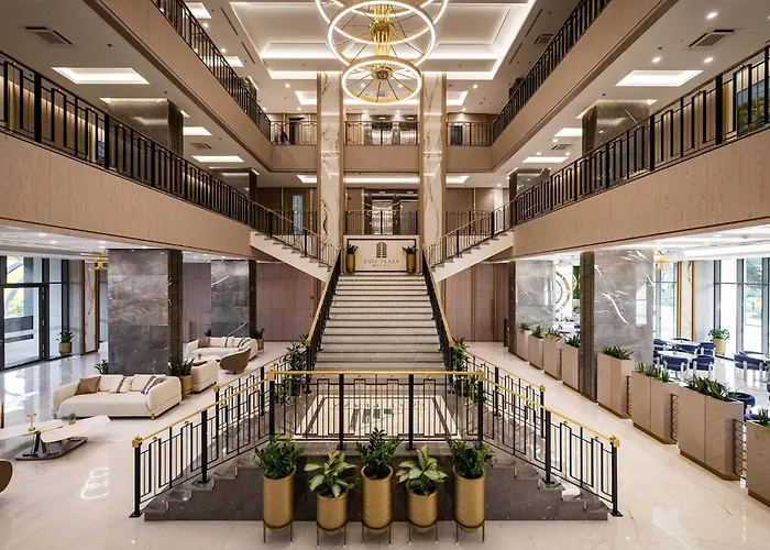 East Plaza Hotel