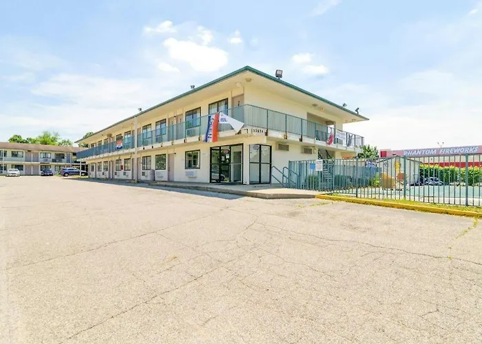 Suburban Studios South Bend Notre Dame Area