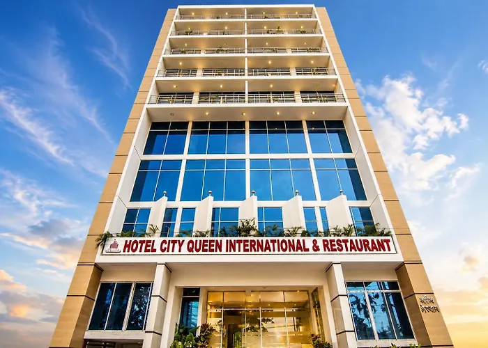 Hotel City Queen International