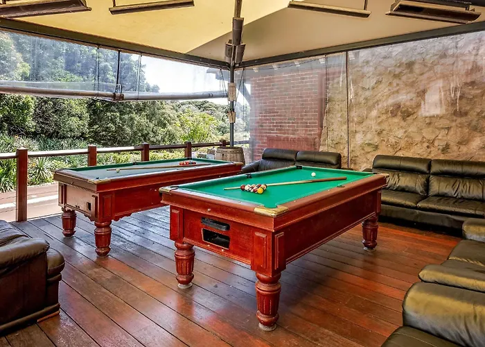 Caves House Hotel