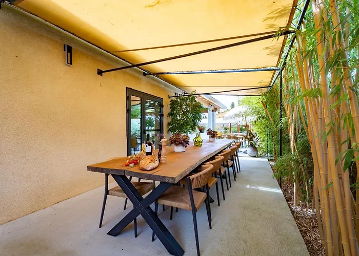 Logis Hotel Restaurant Le Clos Fleuri