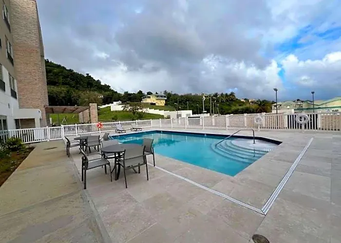 Holiday Inn Express & Suites St. Vincent - Grenadines By Ihg