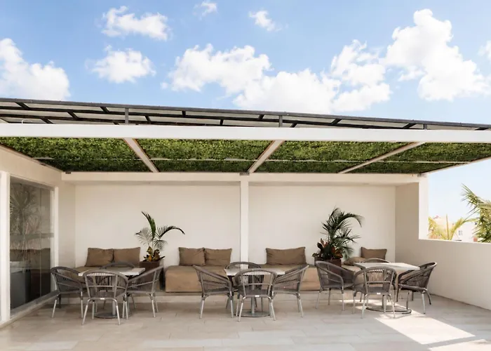 Holiday Inn Express&Suites - Playa del Carmen, an IHG Hotel