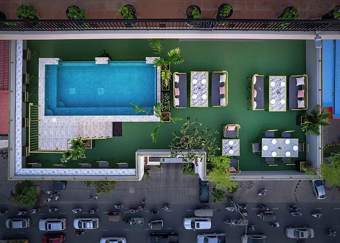 Vrest Hotel