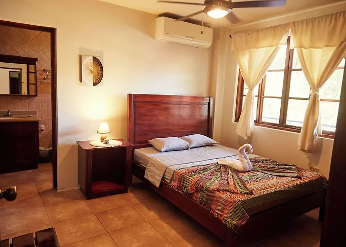 Beachside Stay At Villa Viyarte