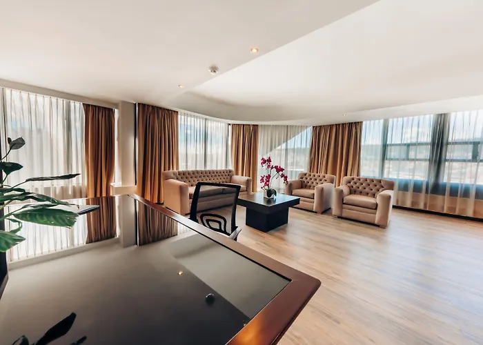 La Quinta By Wyndham Quito