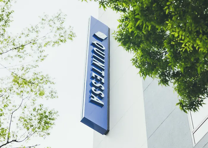 Quintessa Hotel Kokura Comic & Books
