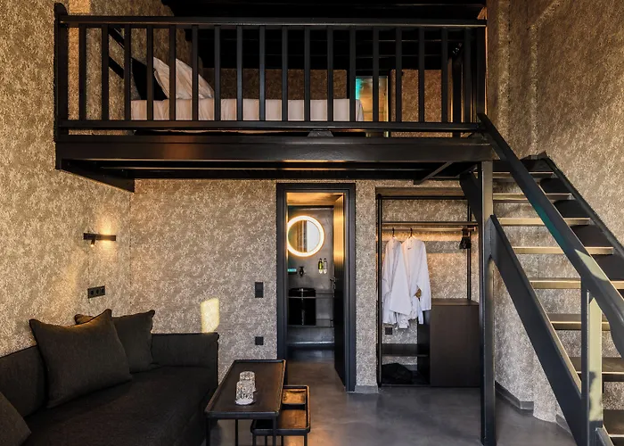 She Mykonos Boutique Hotel