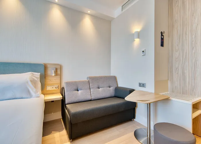 Holiday Inn Express - Madrid - Airport By Ihg
