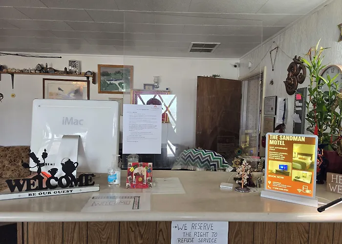 Oyo Sandman Inn