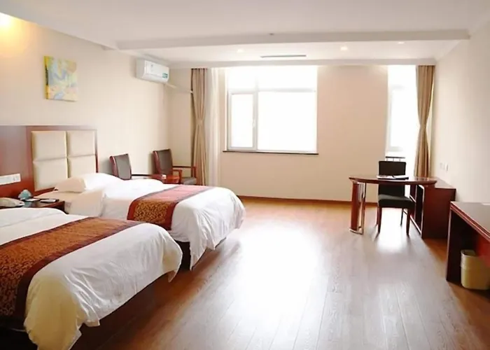 Greentree Tangshan Nanhu Jindi Business Hotel