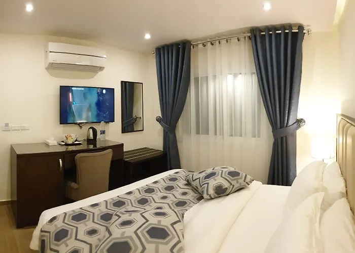 Petra Heart Hotel