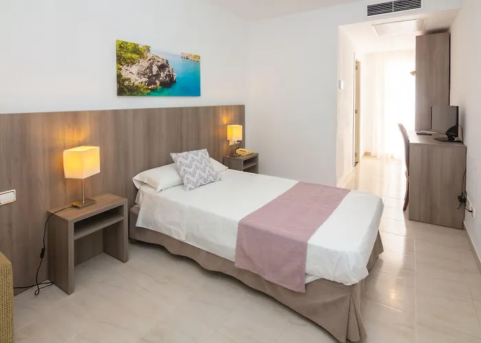Hotel Club S'Illot