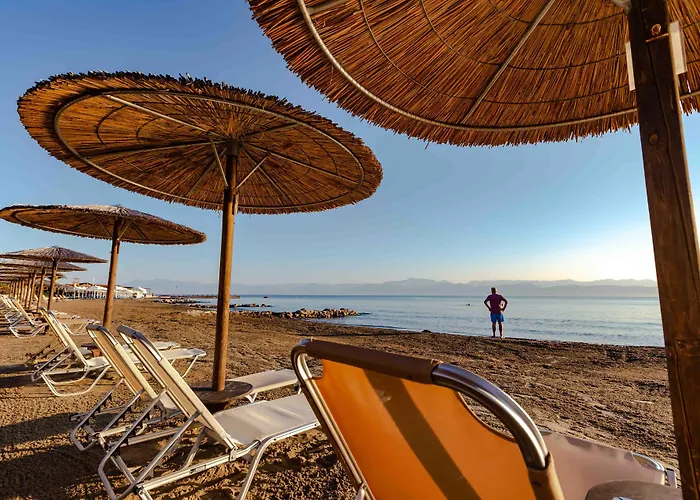 Robolla Beach Aparthotel