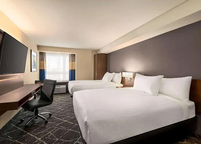 Microtel Inn & Suites By Wyndham Aurora