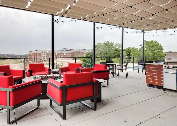 Staybridge Suites - Iowa City - Coralville By Ihg