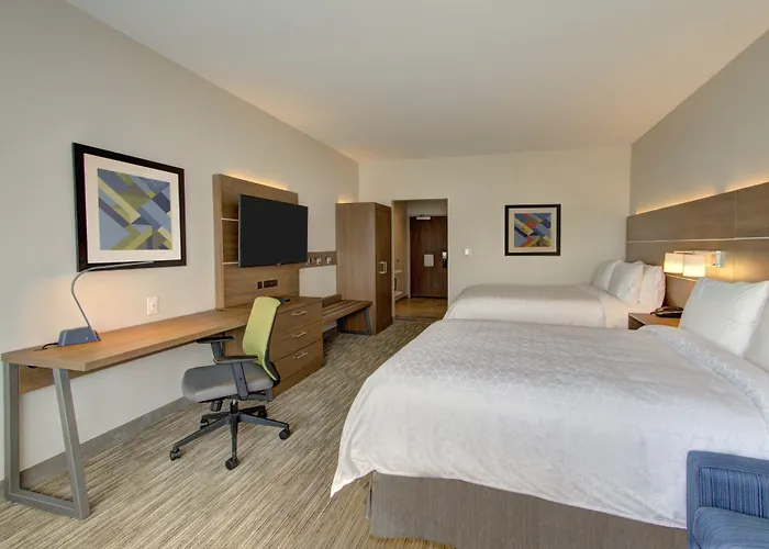 Holiday Inn Express & Suites Charlotte Southwest By Ihg