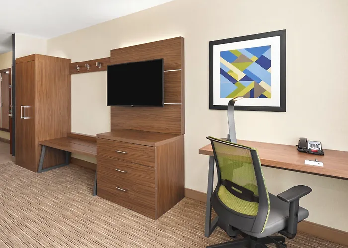Holiday Inn Express & Suites - Suisun City By Ihg