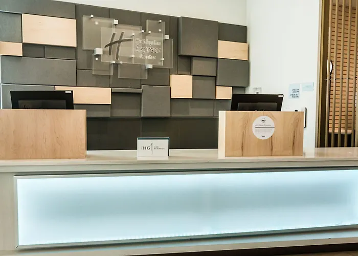 Holiday Inn Express & Suites Edmonton N - St Albert By Ihg