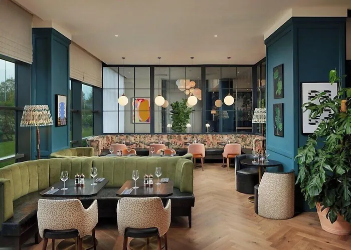 The Gateway Hotel