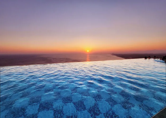 Gangneung Chonpines Ocean Suites Hotel