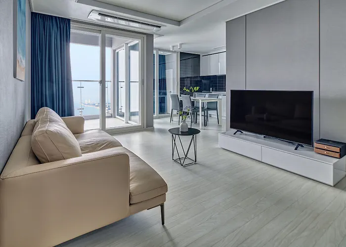Gangneung Chonpines Ocean Suites Hotel