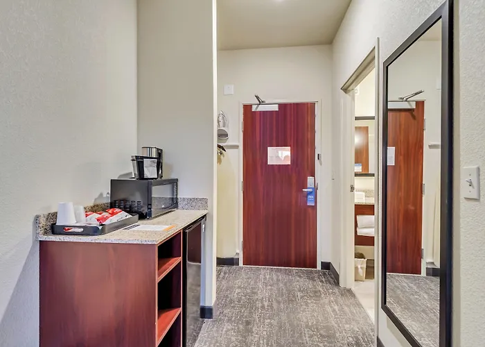 Comfort Inn & Suites Morgan - South Ogden