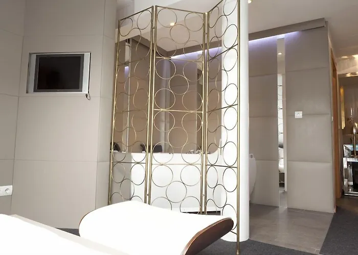 madrid central gran via Suites