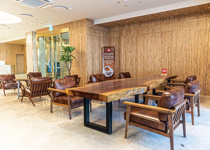Hotel The Grang Seogwipo
