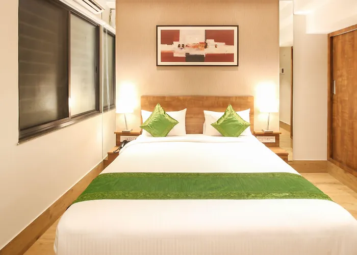 Treebo Elite Residency - 2 Kms From Railway Station