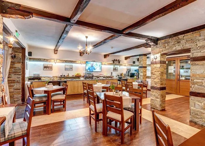Mountain Lake Hotel