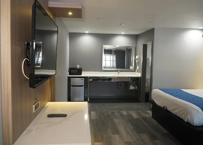Travelodge By Wyndham Whittier