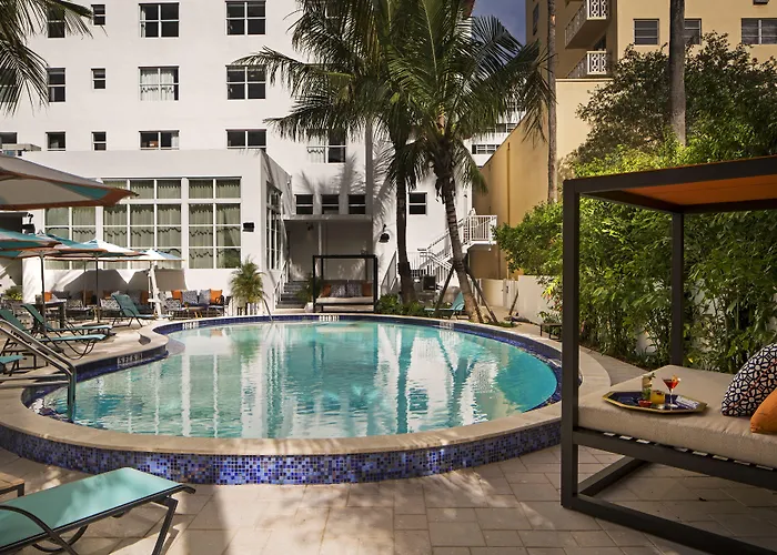 Hotel Rendale Miami Beach