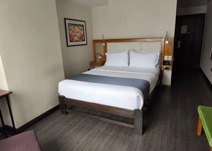 La Luna Inn