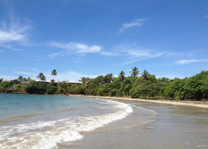 Two Bays Beach Villa, Apartment, And Studios