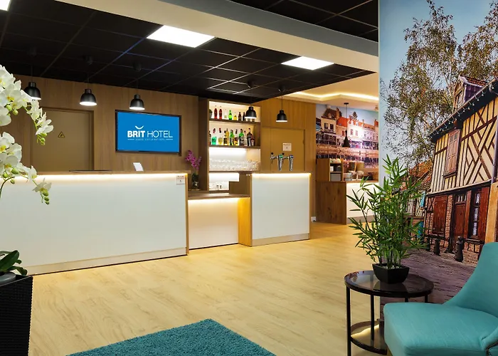 Brit Hotel Confort Amiens