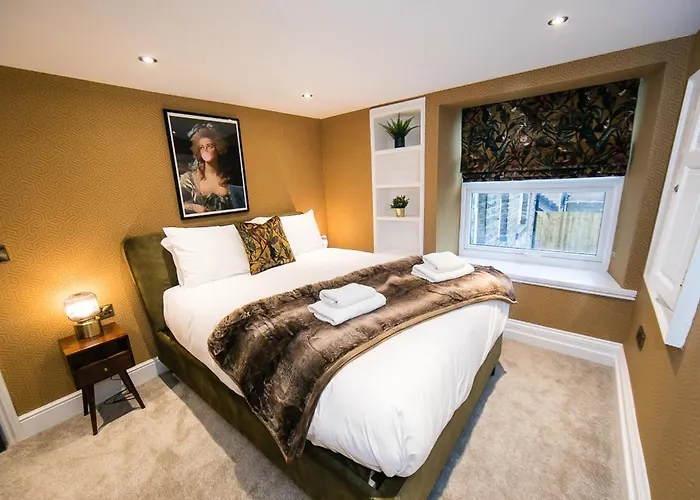 Foxlow Grange By Muse Escapes - Whole House 15 Bed