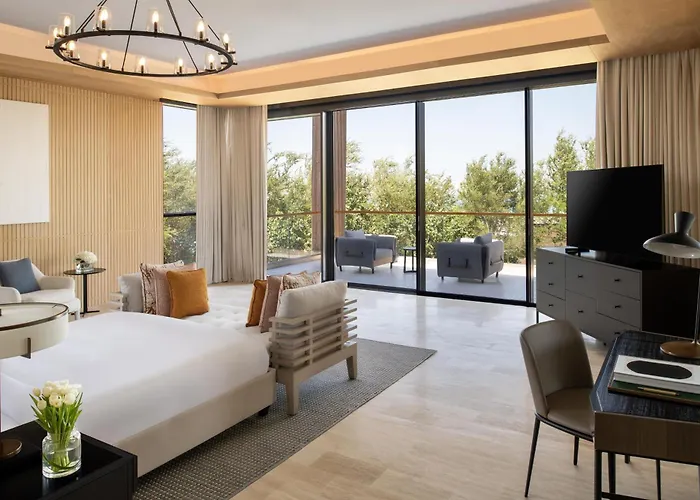Katara Hills Doha, Lxr Hotels & Resorts
