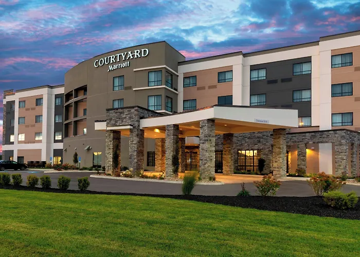 Courtyard By Marriott Cleveland Elyria Hotel