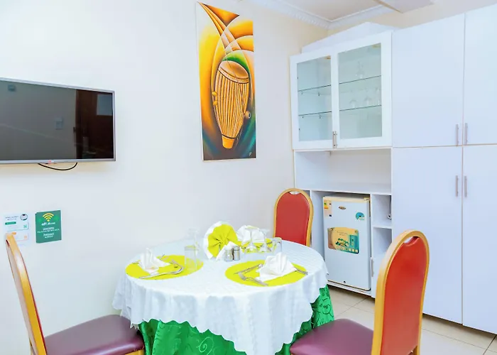 Five To Five Hotel